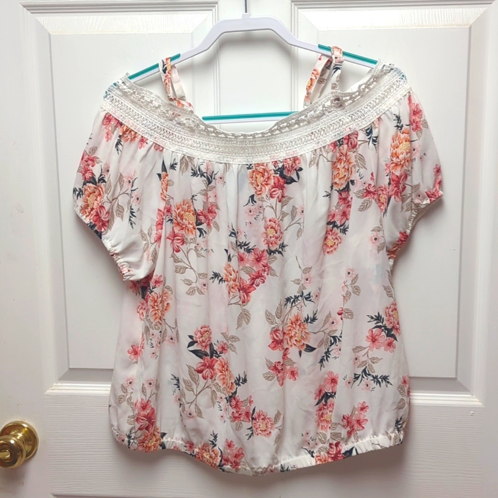 Torrid Floral Georgette Lace Cold Shoulder Top 0
